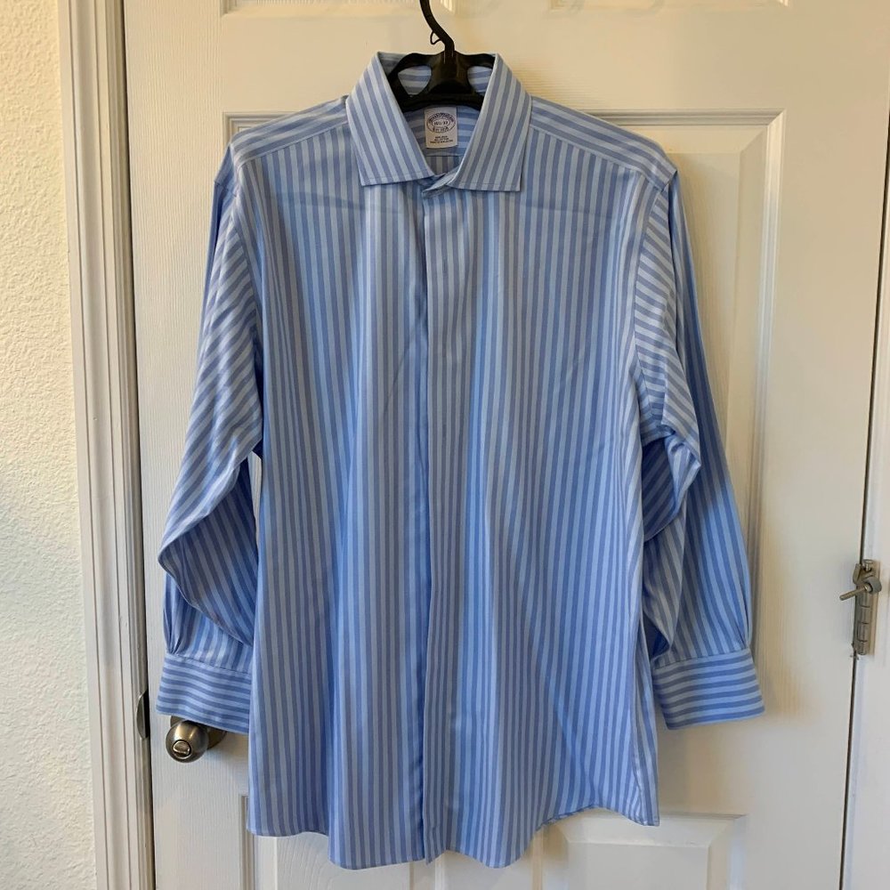 BROOKS BROTHERS MENS DRESS SHIRT - 16.5/33